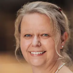 Andrea Kresimon